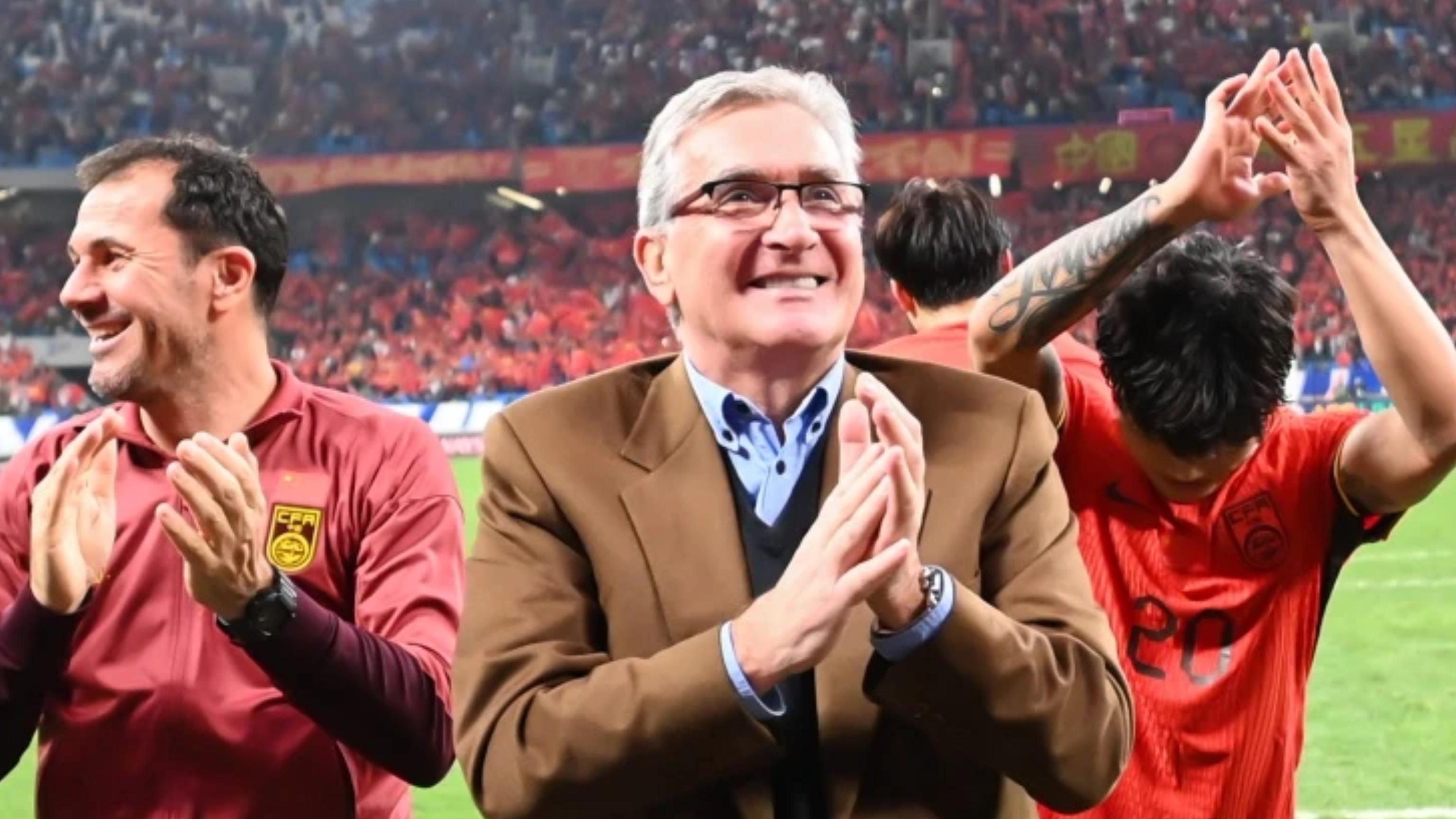 今晨上海久事调整名单以备意大利杯，队长鼓劲环节打磨，气氛紧张，临场指挥获称赞的简单介绍-lpl联盟竞猜